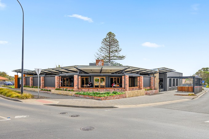 The Aldinga Hotel from the street